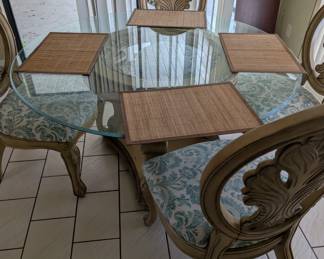 Dining room table