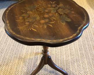 Hitchcock table