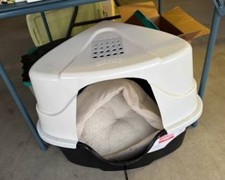 Cat bed