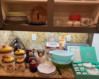 Pyrex, dishware