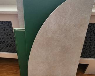 Dining table pads