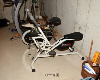 689Basement