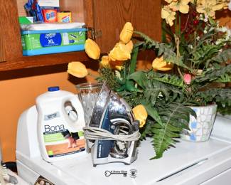 713Laundry Room