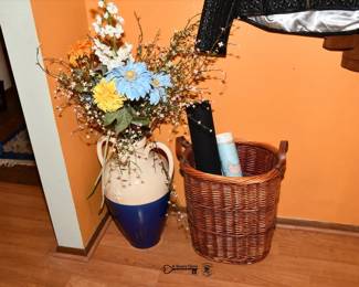 701Laundry Room