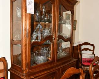 164Dinng Room