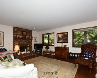 033Living Room