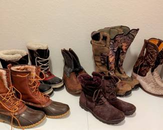 MEN'S BOOTS - 
