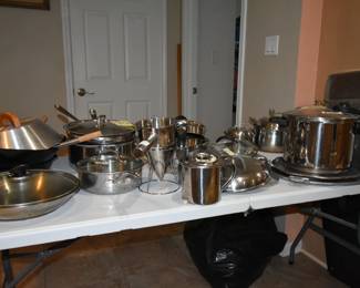 Nice stainless steel cookware & large Magnalite Gumbo pot