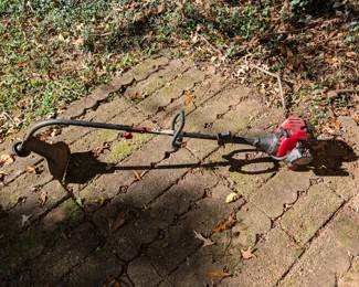 Craftsman 25cc Weedwacker - Gas Powered