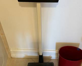 Vintage scale