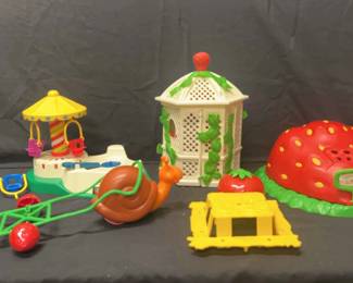 Vintage Strawberry Shortcake Play Sets More