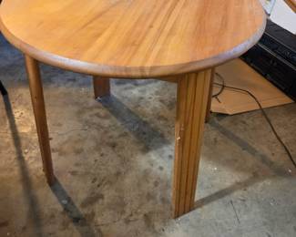#213	Round Wood Table (as is small finish issues) - 24.5 Diameter x 21"T	 $25.00 
