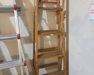 #204	Werner Wood 6 foot step ladder	 $45.00 
