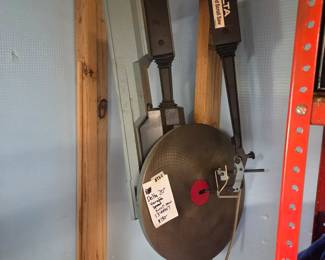 #262	Delta 20" Variable Speed Scroll Saw 1344947	 $150.00 
