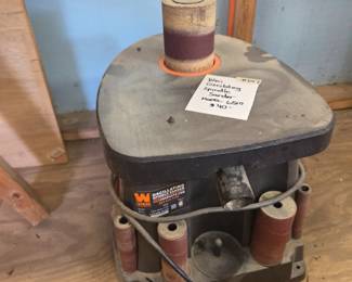 #247	Wen Oscilating Spindle Sander Model 6510	 $40.00 
