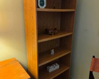#134	Laminate 4 Shelf Bookcase - 29x12x71	 $40.00 

