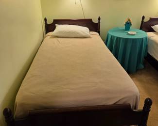 #152	Wood Twin Bed w/wood side rails & Slats	 $50.00 
#153	Wood Twin Bed w/wood side rails & Slats	 $50.00 
