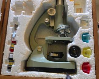 #272	Tasco Zoom 1200X Microscope	 $25.00 
