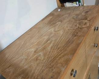 #189	Wood 5 Drawer Chest of Drawers (as is finish top) 32.5x17.5x45	 $45.00 
