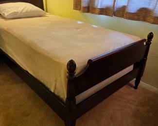#152	Wood Twin Bed w/wood side rails & Slats	 $50.00 
#153	Wood Twin Bed w/wood side rails & Slats	 $50.00 
