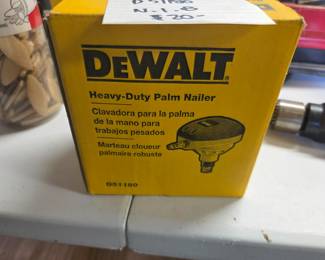 #256	DeWalt Heavy Duty Palm Nailer D51180 NIB	 $20.00 
