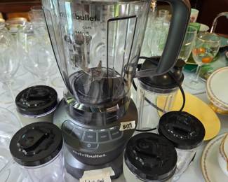 #177	Nutribullet w/Accessories	 $30.00 
