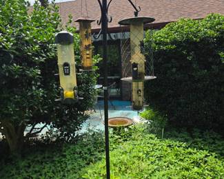 #223	Metal Bird Feeder Holder w/4 Hooks - Bird Feeders not included - 81" Tall	 $20.00 
