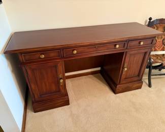 Sligh Desk