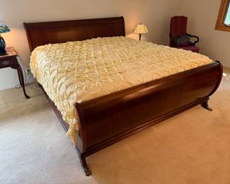 King Sleigh Bed