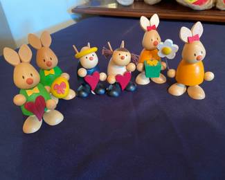 Hobler wooden bunnies and figures