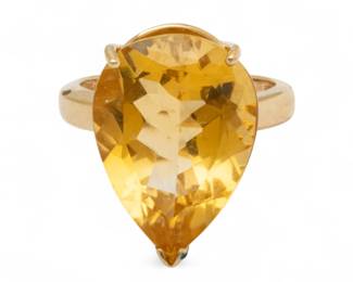 Lot 40 | 10kt Yellow Gold 28ct Citrine Ring 5.5