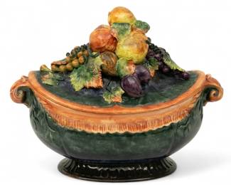 Lot 95 | Italian Majolica Pottery Covered Tureen, 20th C., H 12.5" W 8.5" L 16"