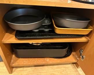 Baking pans