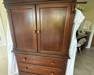 Armoire