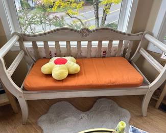 Side bench