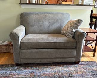 Oversized sleeper Chaise Arm chair