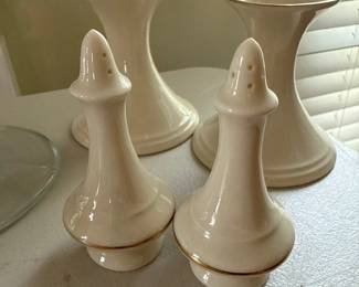Lenox Regency Collection Salt and Pepper Shakers