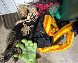 halloween witch decor