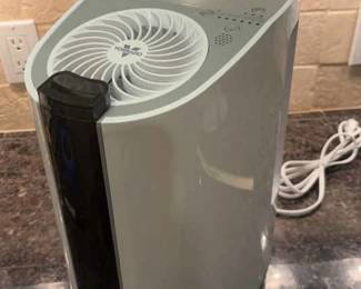 Vornado UH100 Ultrasonic Humidifier