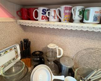 Mugs 