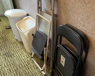 Folding Chair & Ladders 