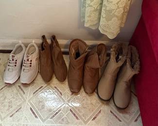 Ladies Shoes 