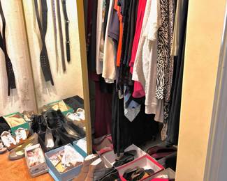 Sampling of Lady's Clothes & Shoes (L-1x)