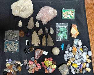 Polished Rocks, Arrowheads