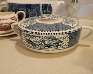 Vintage Royal Currier & Ives Blue Ironstone 1.25 QT covered dish
