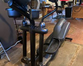 Life Fitness Elliptical X9i