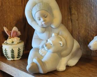 Lladro Eskimo Girl with Cold Feet