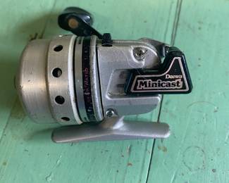 Daiwa Minicast MC40 Spin Cast Reel