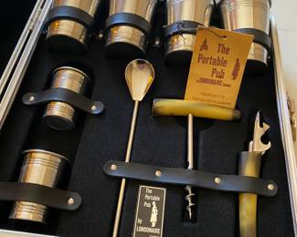 Vintage the Portable Pub Travel Bar Suitcase