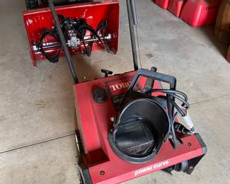 Toro CCR 1000E 3 horsepower single stage snowblower with electric start